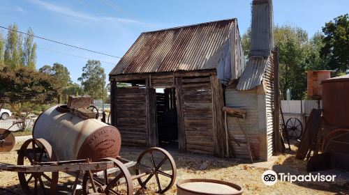 Greens Gunyah Museum