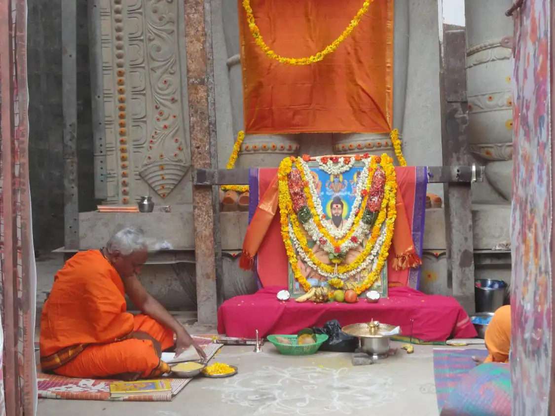 Hotels near Mounagiri Hanuman Temple