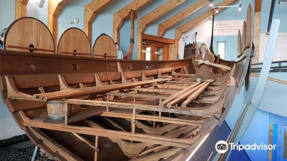 Wiederaufbau von Wikinger Häusern "Haithabu"