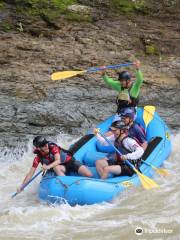 Rafting Savegre River