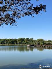 Ernani José Machado Lake