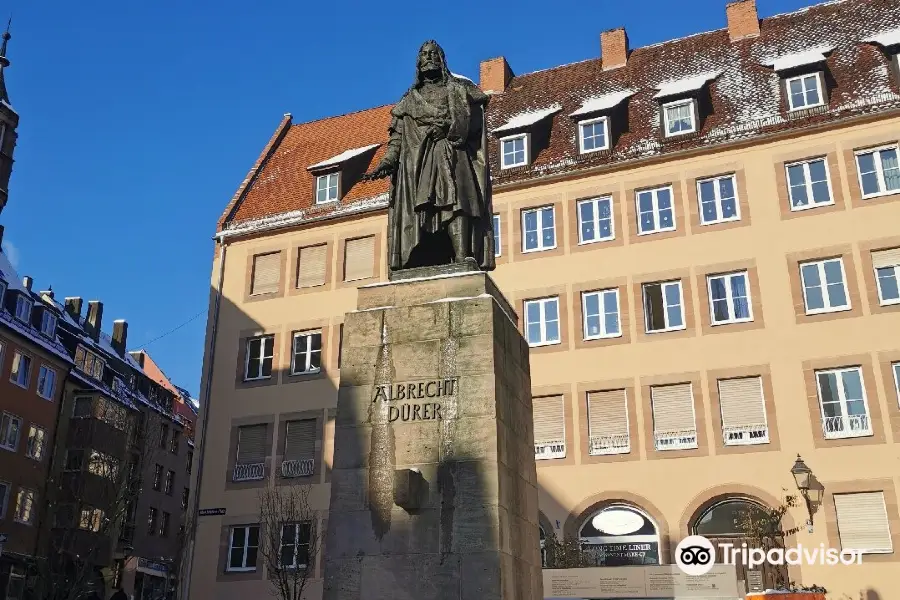 Albrecht Durer Statue