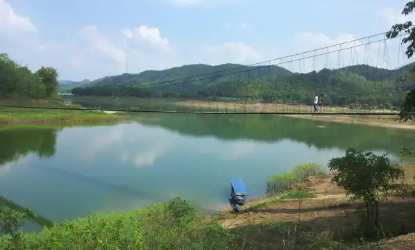 Hotels near Kaeng Krachan Dam