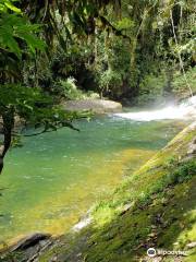 Poco do Marimbondo Waterfall