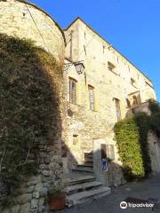 Castello Clavesana - Museo Etnografico