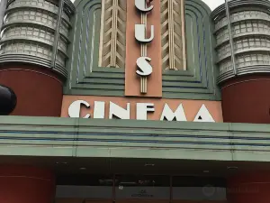 Marcus Crosswoods Cinema