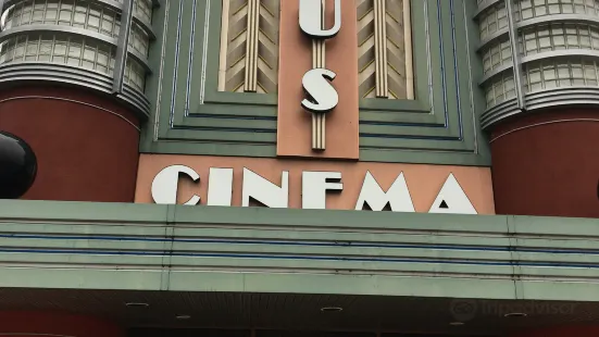 Marcus Crosswoods Cinema