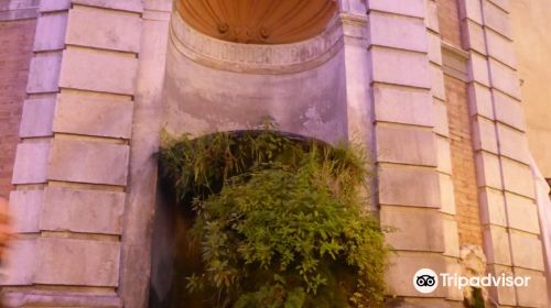 Fontana Dei Pesci Del Vanvitelli