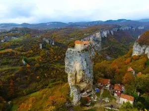 Katskhi Pillar