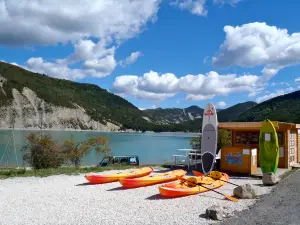 AquaBond Rafting