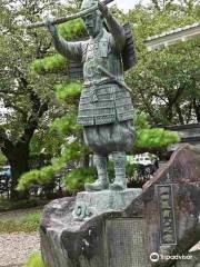 Statue of Nitta Yoshisada