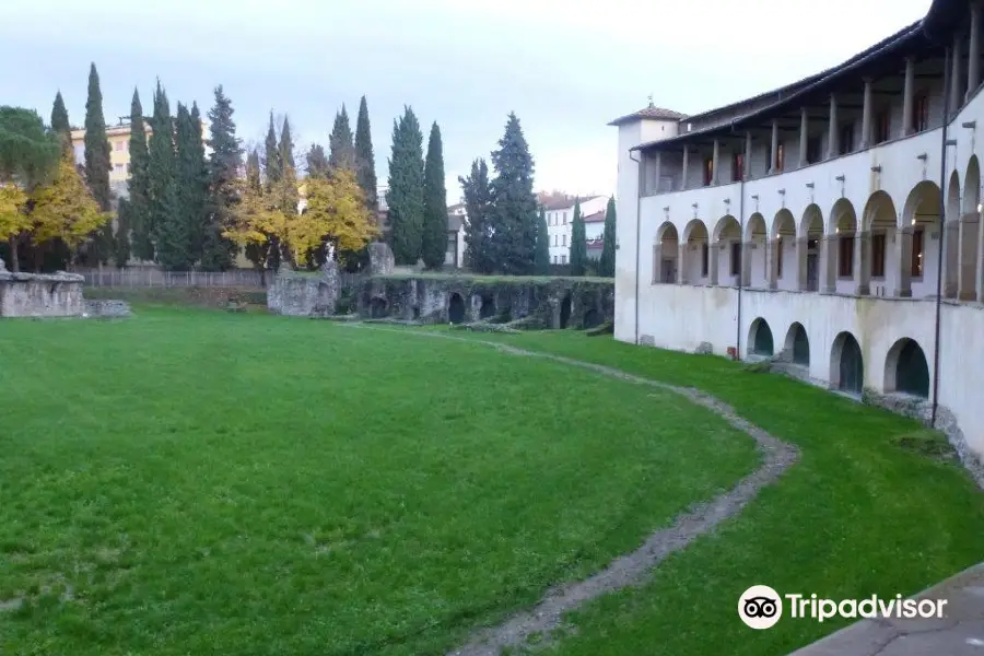 Guida Turistica Arezzo-Cortona - Silvia Vecchini