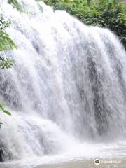 Tenubak Falls