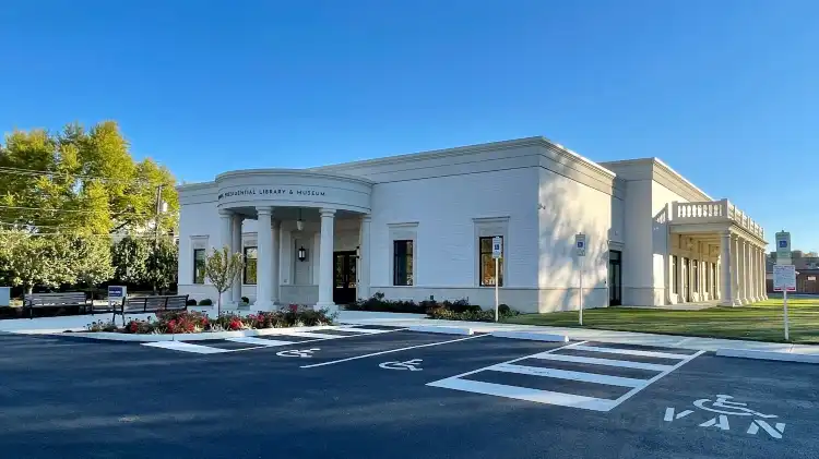 Hotels near Warren G. Harding Presidential Sites