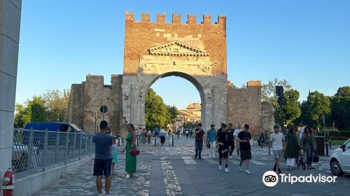 Arco di Augustus