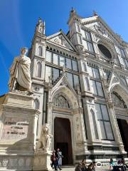 Monumento a Dante Alighieri