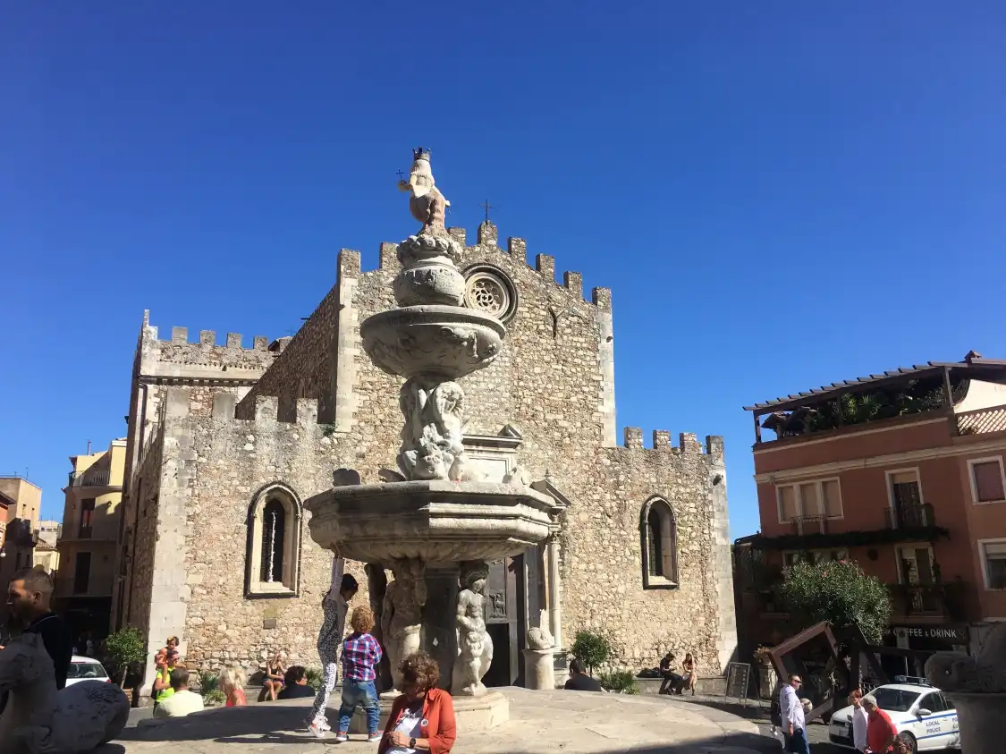 Hotel in zona Quattro Fontane di Taormina