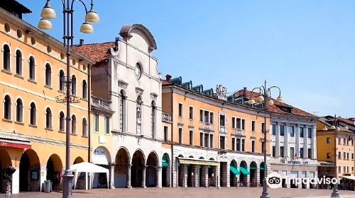 Piazza dei Martiri o Campedel