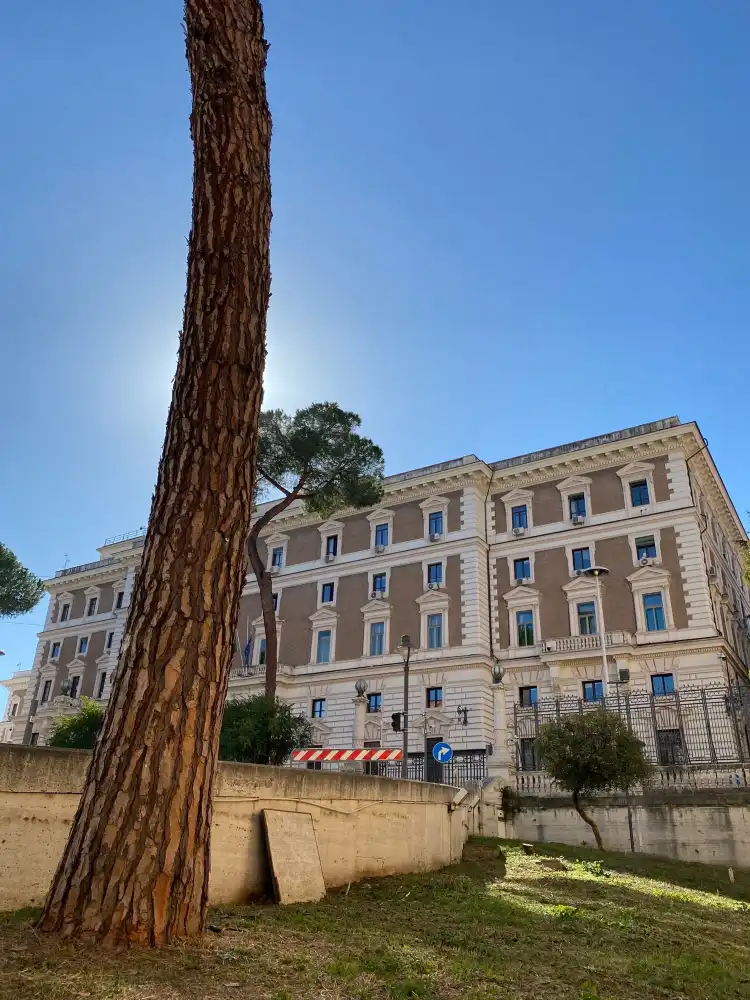 Hotels near Viminal Hill