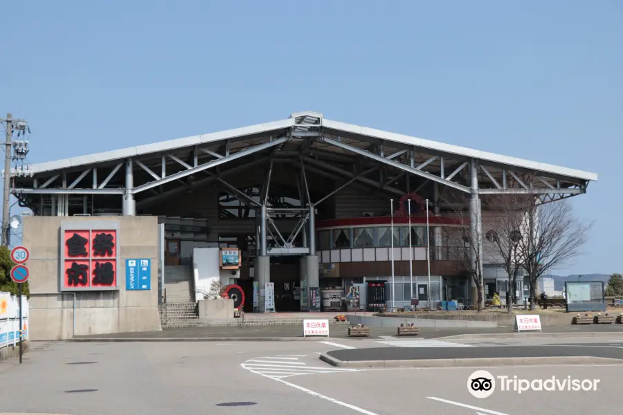 道の駅 能登食祭市場(七尾フィッシャーマンズワーフ)