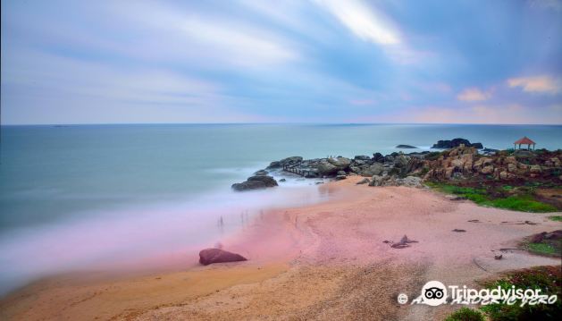 Muttom Beach - Tourist Spot