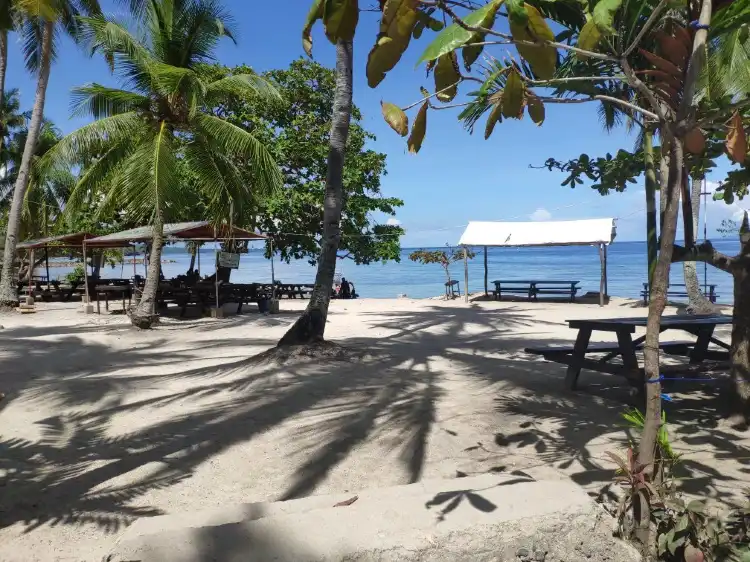 Hotels near Dalaguete Beach Park