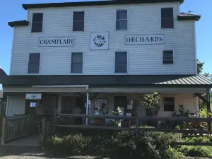 Champlain Orchards