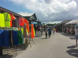 Flea Market of Ortiz Ave