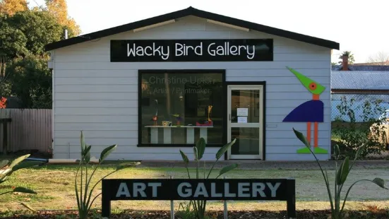 Wacky Bird Gallery