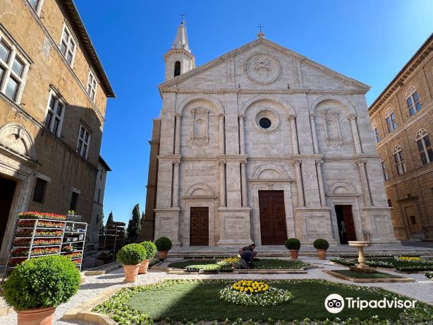 Piazza Pio II