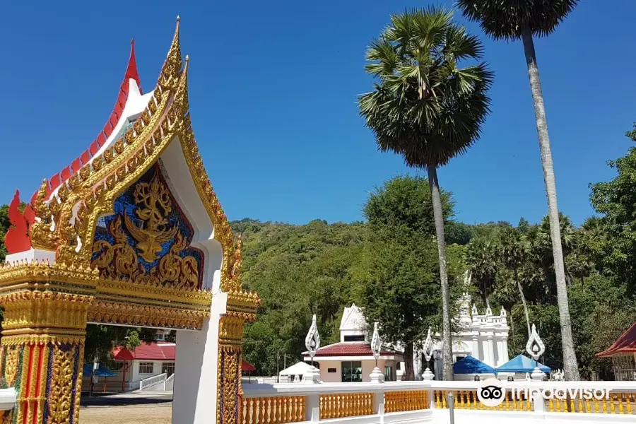 Wat Nai Harn