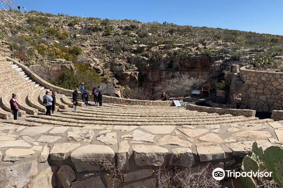 Carlsbad Caverns National Park Headquarters