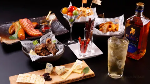 Bar Lounge Astral in 치토세