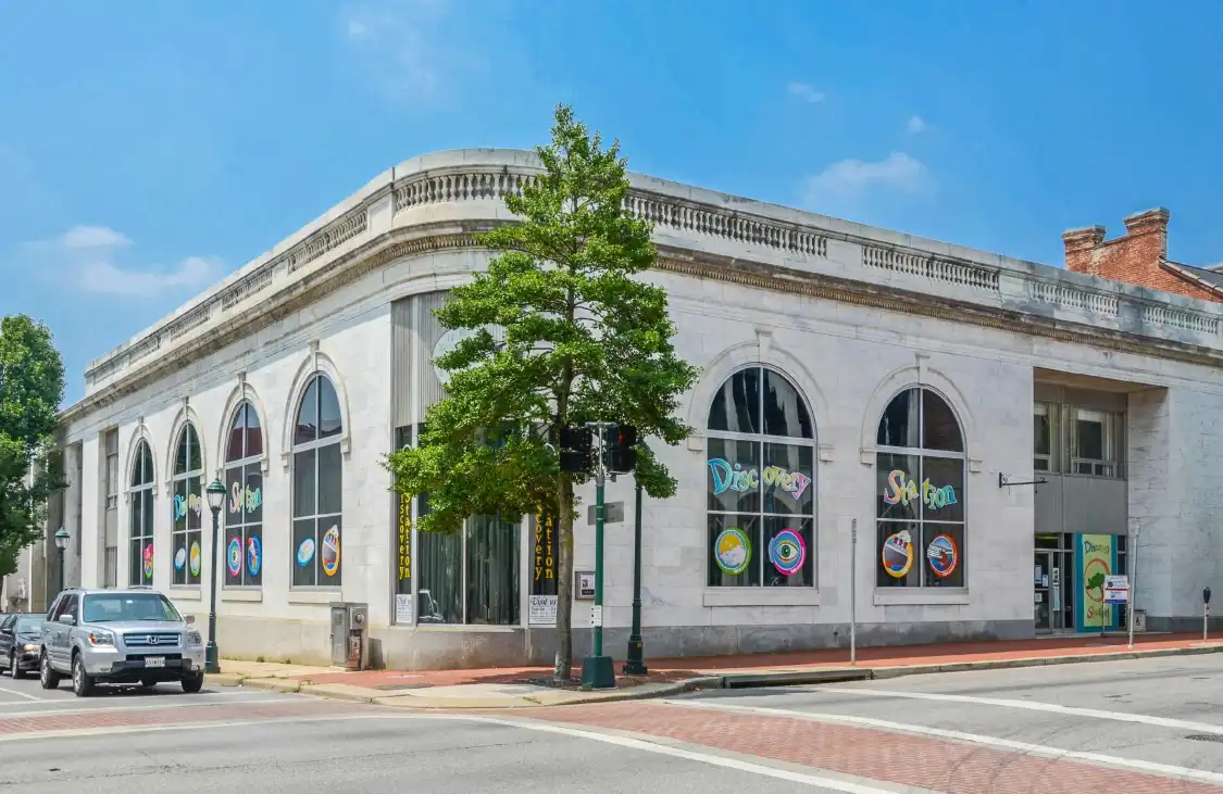 Hotels near Discovery Station At Hagerstown Inc
