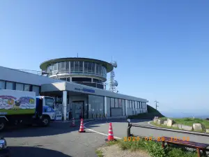 スカイパーク寒風山回転展望台