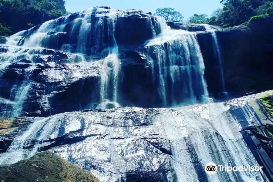 Rathna Ella waterfall