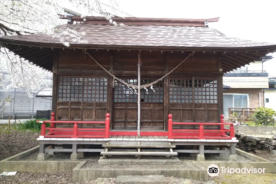 咲き誇る桜 黒沢尻の天満宮