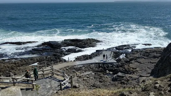 Hanasaki Lighthouse and Stone Wheel