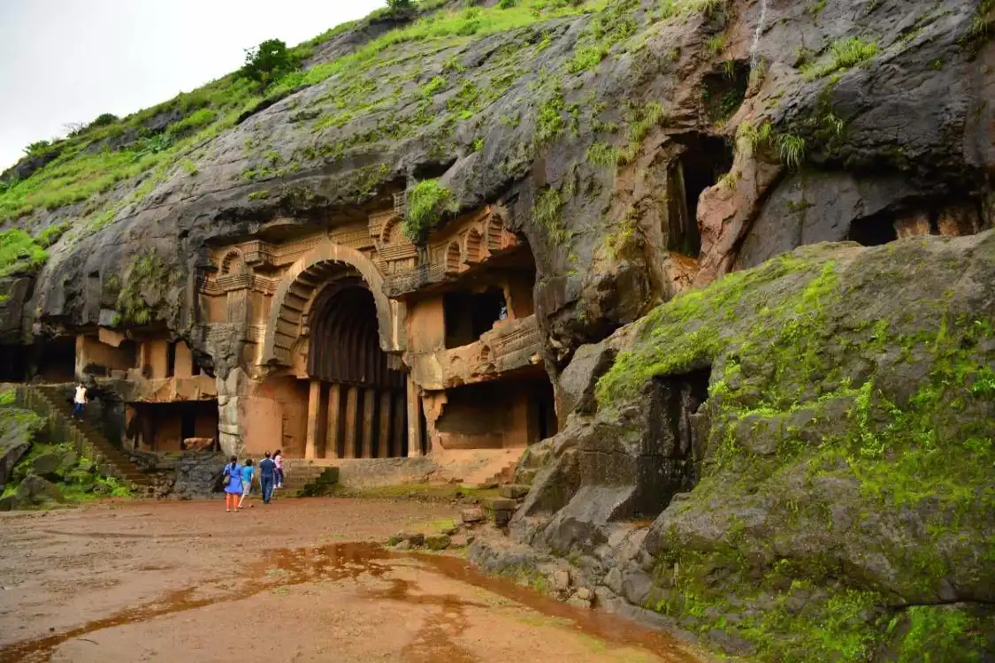 Hotels near Bhaja Caves