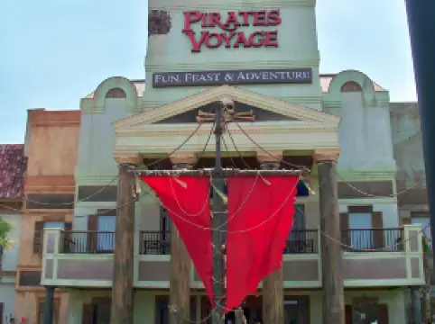 Pirates Voyage Dinner & Show