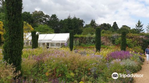 Broughton Grange Gardens