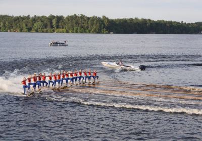 Chetek Hydroflites Waterski Show Team