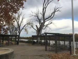 Leavenworth Landing Park