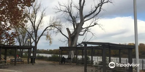 Leavenworth Landing Park
