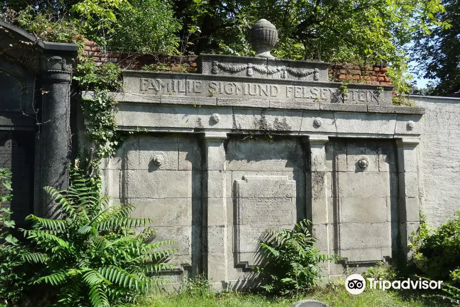 Old Jewish Cemetery