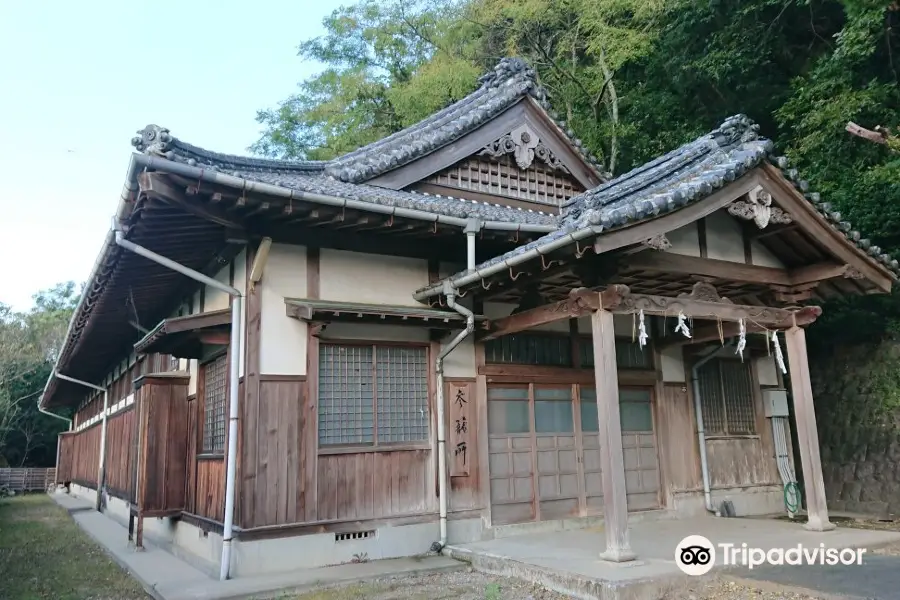 Warei Shrine