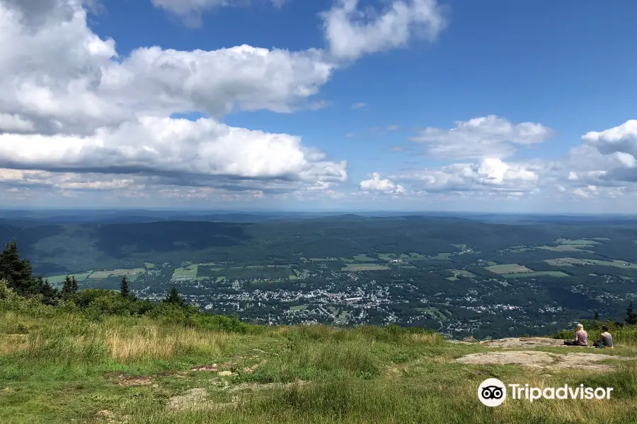 Mount Greylock State Reservation Visitor Center