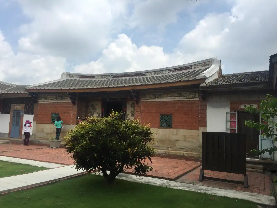 Отели рядом с достопримечательностью «Xiaoyun Villa»