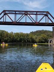 Canoe the Caney