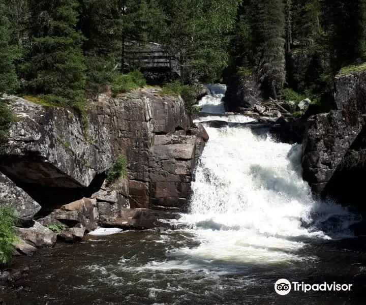 Yazevy Waterfall